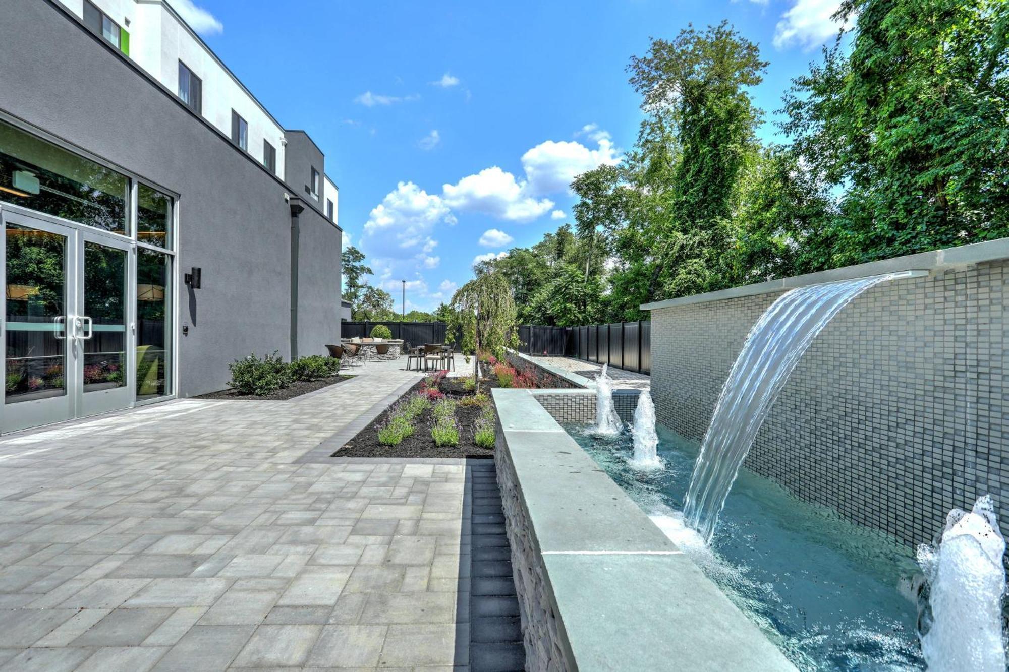 Hotel Courtyard By Marriott Deptford Almonesson Exterior foto