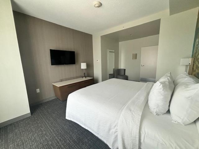 Hotel Courtyard By Marriott Deptford Almonesson Exterior foto